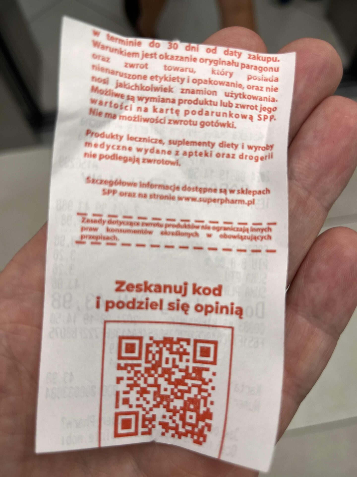 Kod QR umieszczony na odwrocie paragonu